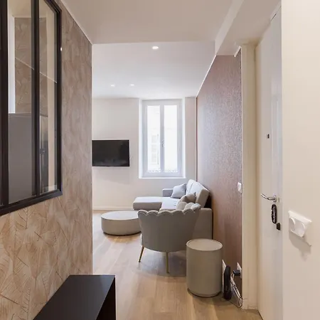 Appartement 14 Vagliano - Palais, Plage, Clim, Hyper-centre *