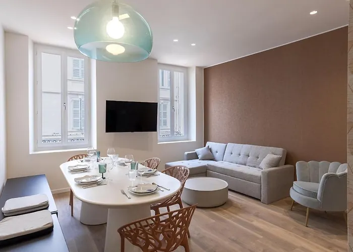 Apartment 14 Vagliano - Palais, Plage, Clim, Hyper-centre